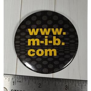 Men In Black Movie Promo Pin Badge Button Pinback Smith, Jones, Fiorentino, Torn